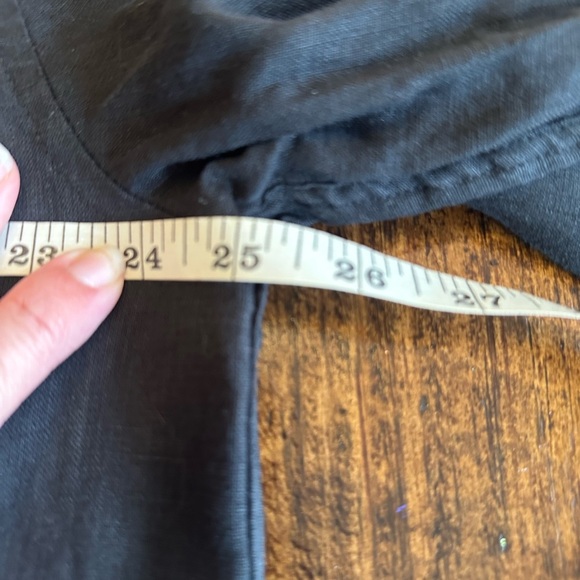 Banana Republic | Standard-Fit Black 100% Linen Shirt, Size L - Picture 8 of 9